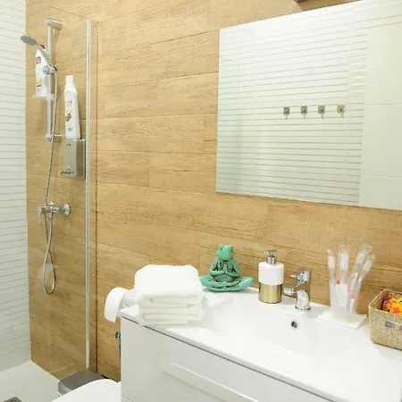 Luz Del Faro Apartman *