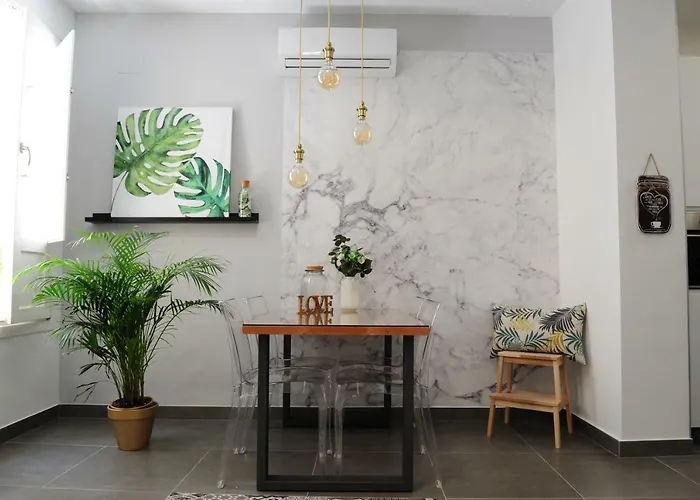 Luz Del Faro Apartment *